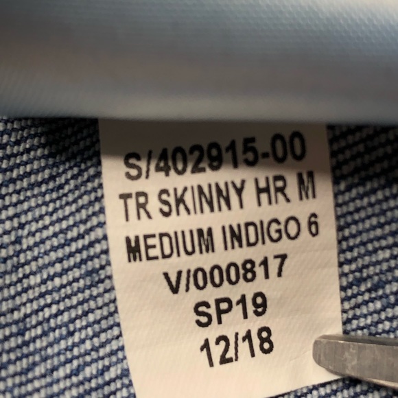 GAP True Skinny High Rise Stretch Skinny Jeans - Picture 14 of 16